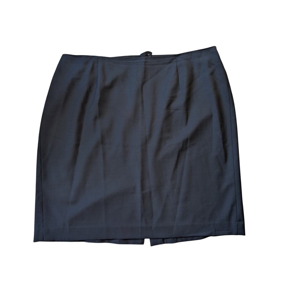 Talbots Woman Petites Size 18WP Color Black Back Zip Pencil Skirt Back Vent